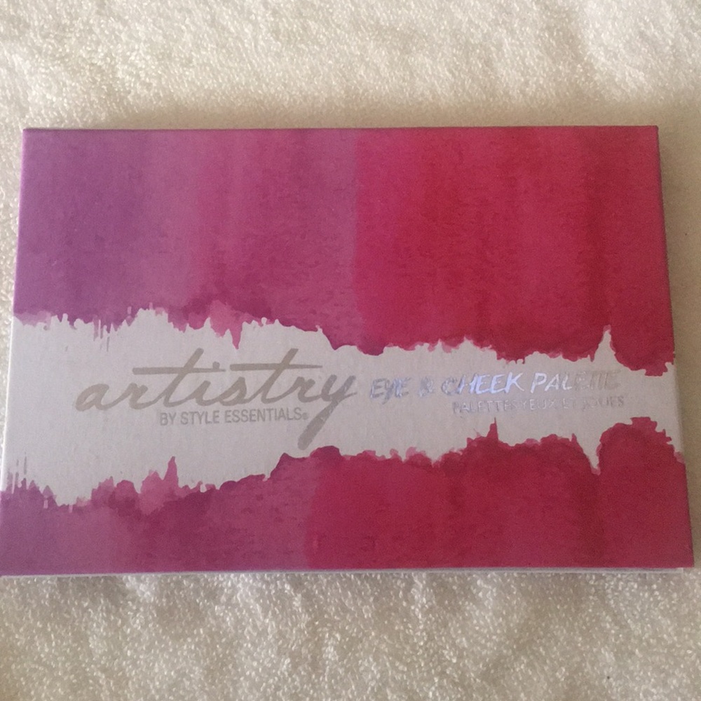 Eye cheek palette